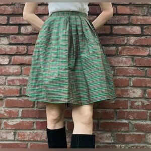 Green plaid puff skirt